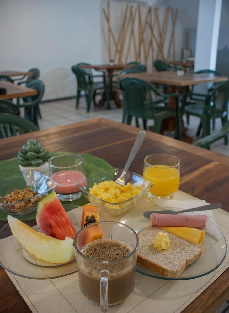 Hotel Joaquina Beach 3*